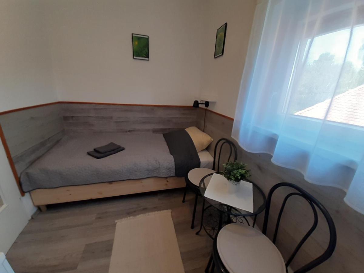 Holiday Home Balatonszarszo Eksteriør bilde